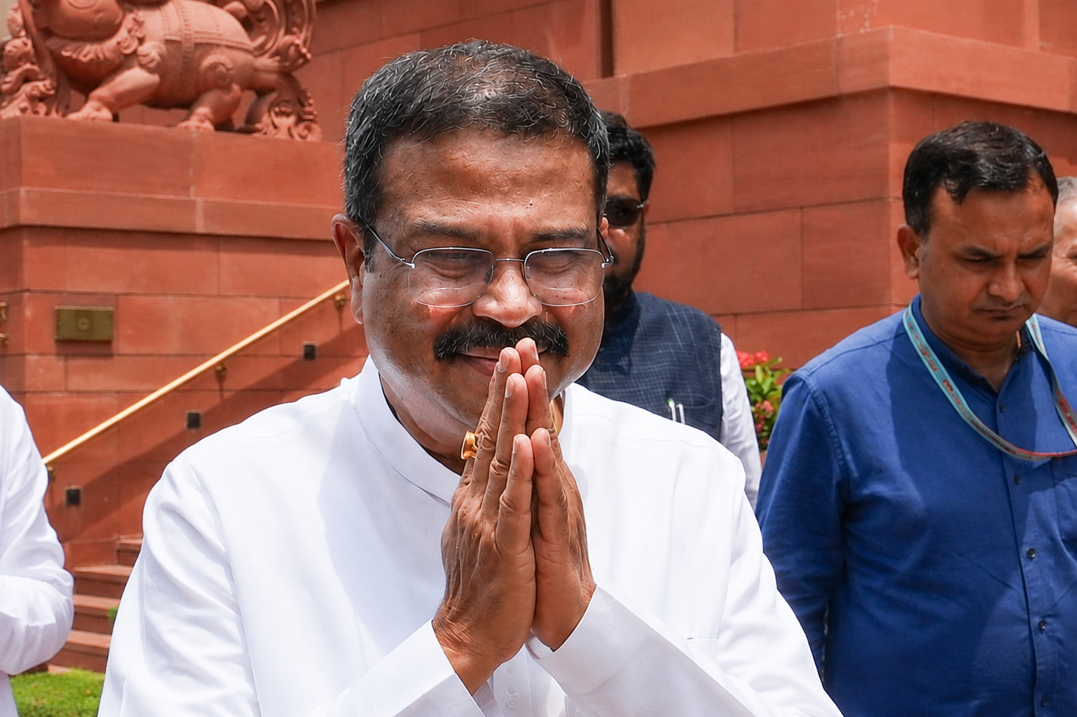 Dharmendra Pradhan का Gen Z पर बड़ा बयान, बोले- 20 करोड़ युवा एक बात पर ठान लें तो मंत्री की जिम्मेदारी बन जाती है